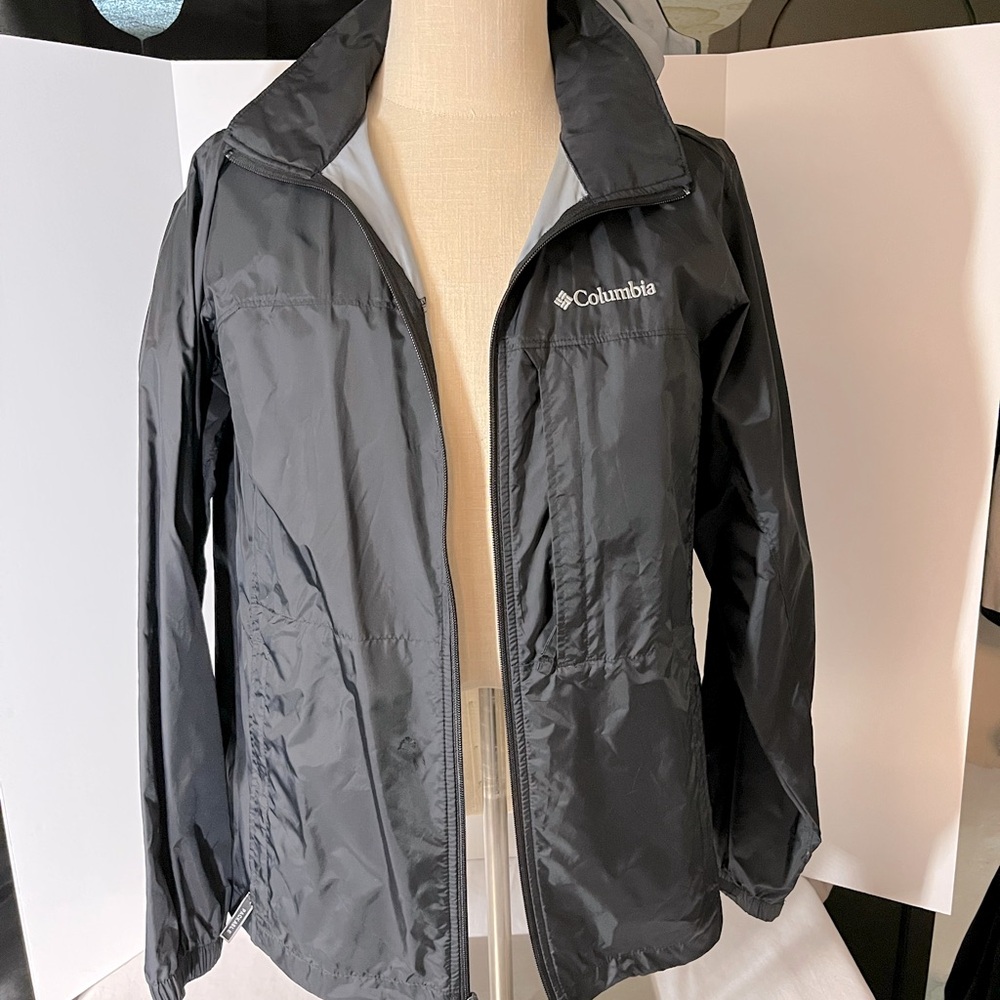Ladies Columbia light spring jacket good condition